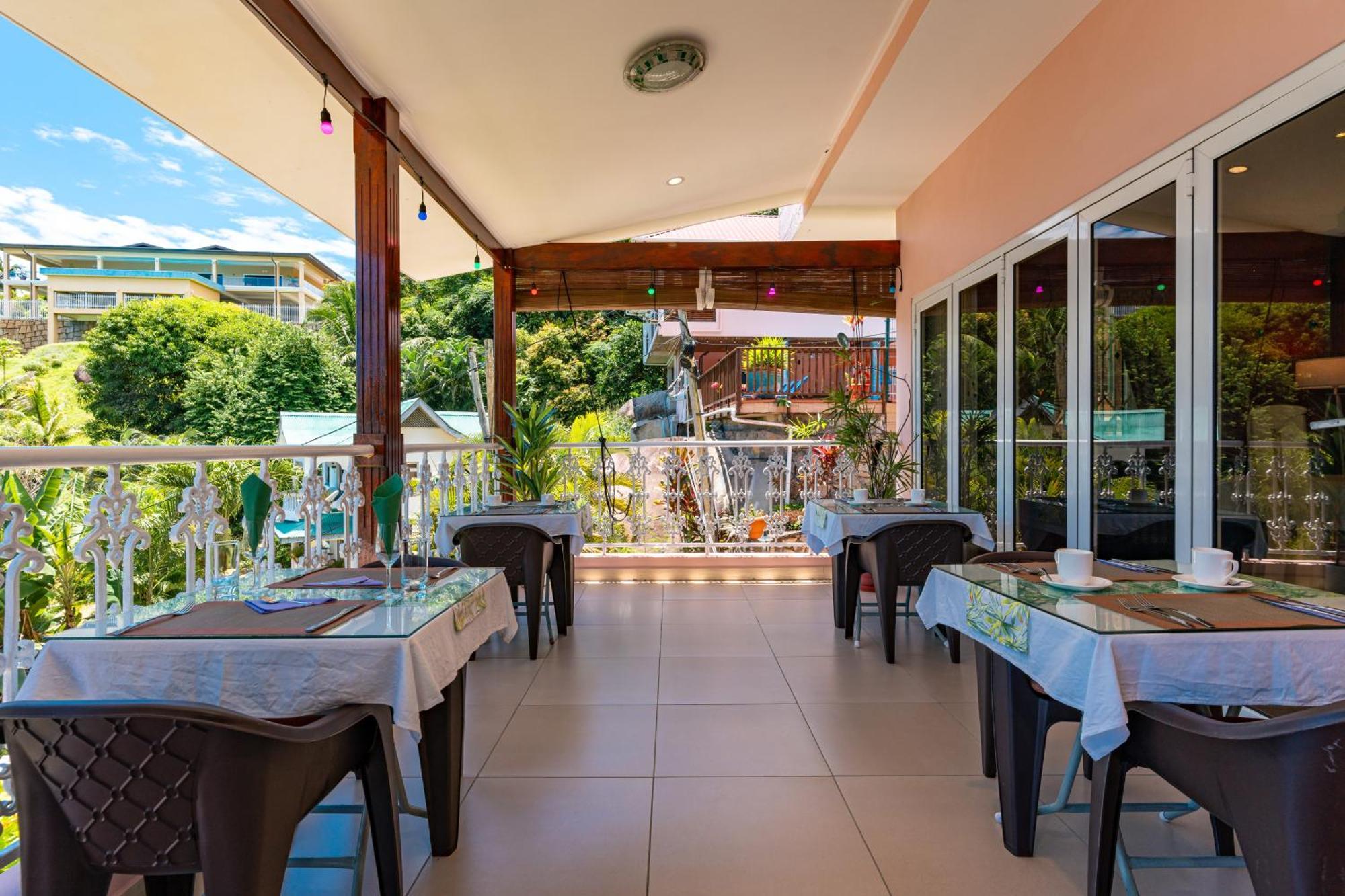 Glacis Heights Villa Exterior photo